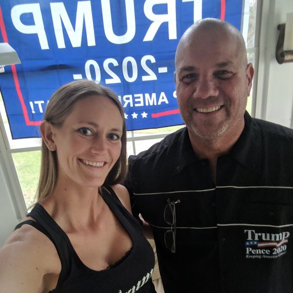 Meet your Posher, Amanda - Picture 1 of 1